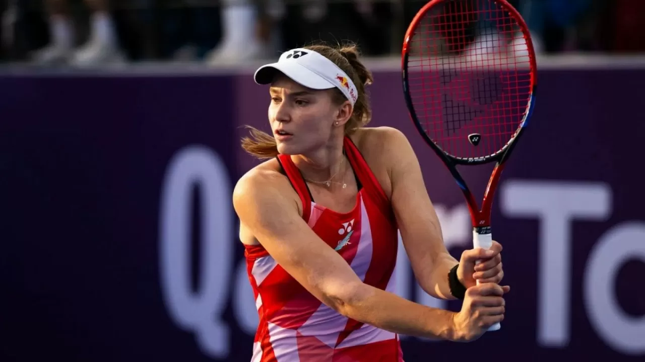 Рыбакина вышла в четвертьфинал одиночки ивента WTA 500 во Франции