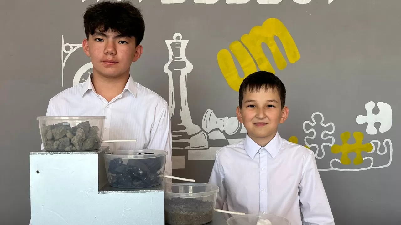 Школьники изобрели фильтр воды для экстренных ситуаций в области Абай 
