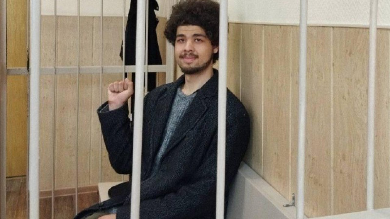 Аналингус порно онлайн көру