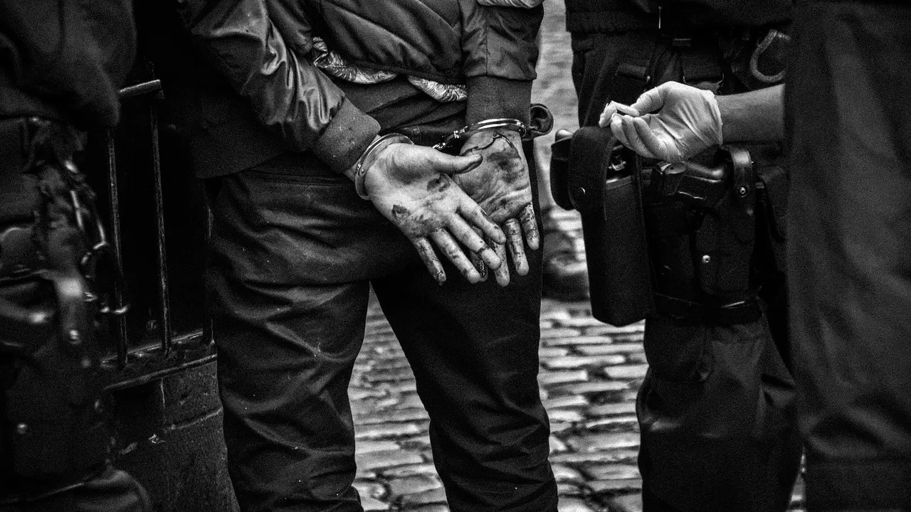 В Стамбуле арестованы десятки чиновников муниципалитета 