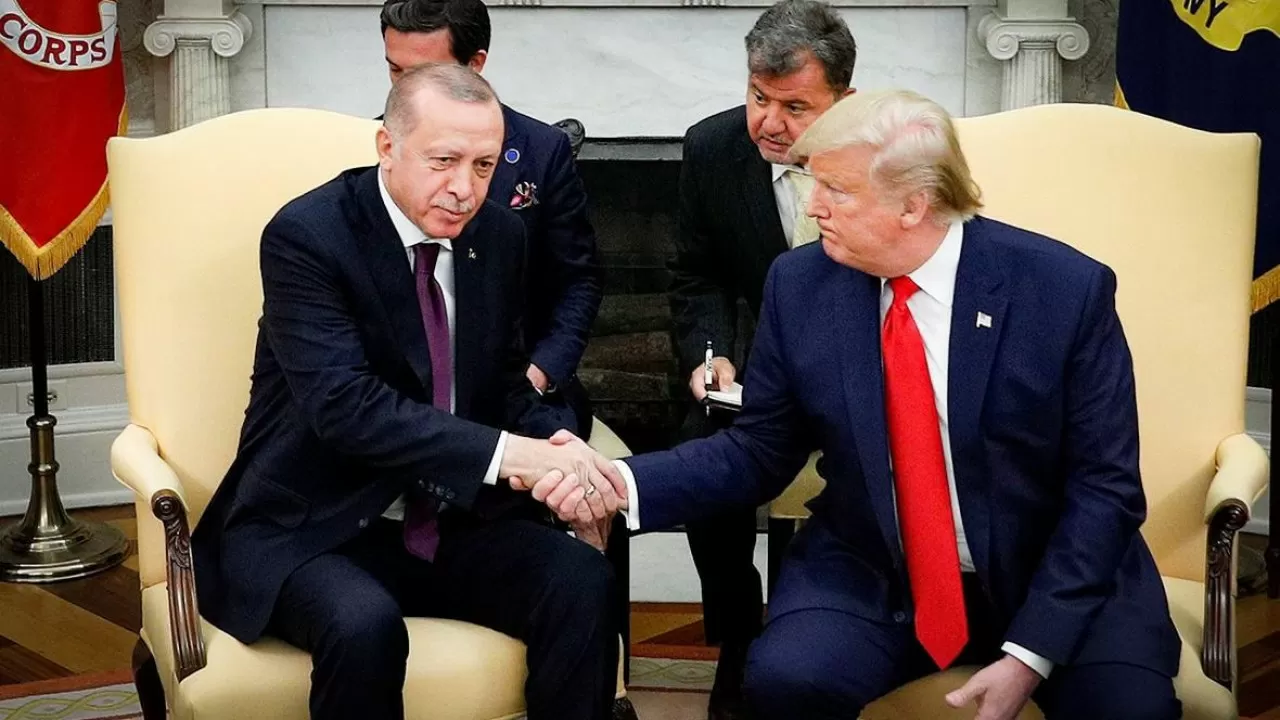 Трамп Ердоғаннан Ресей мен Украинаға арағайын болуын сұрады  