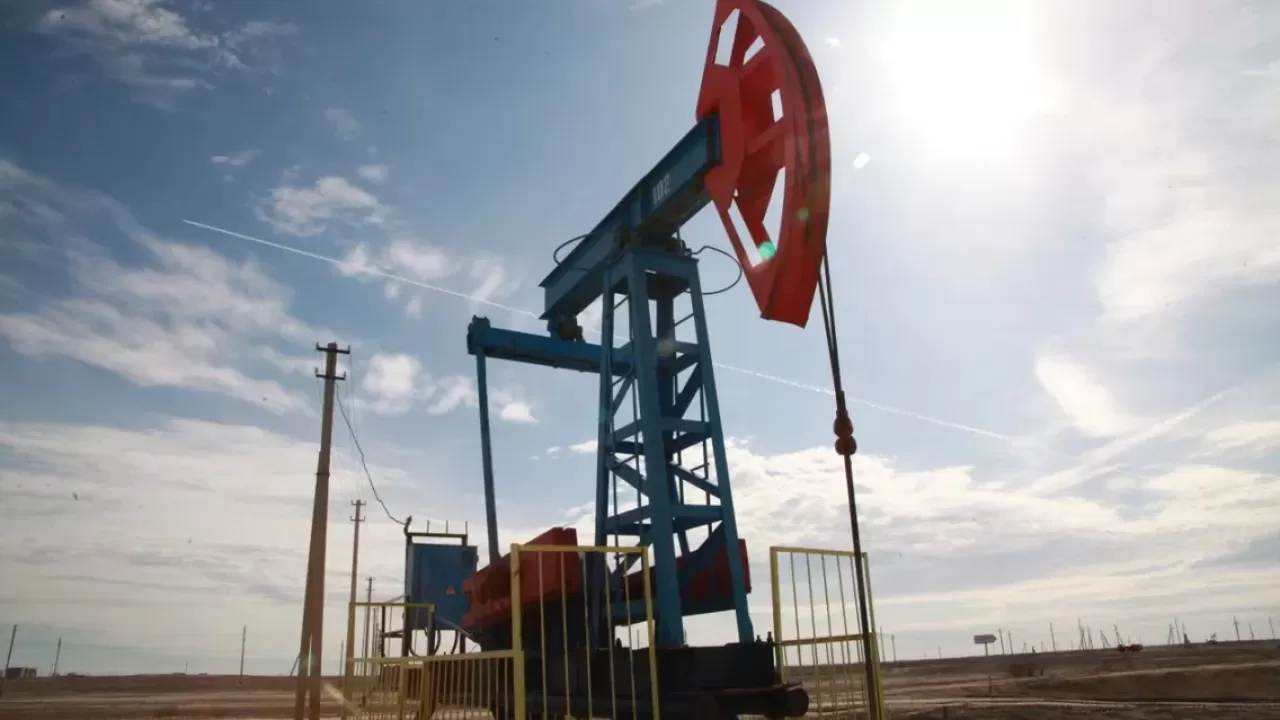 Нефть Brent подешевела до 59,96 доллара за баррель