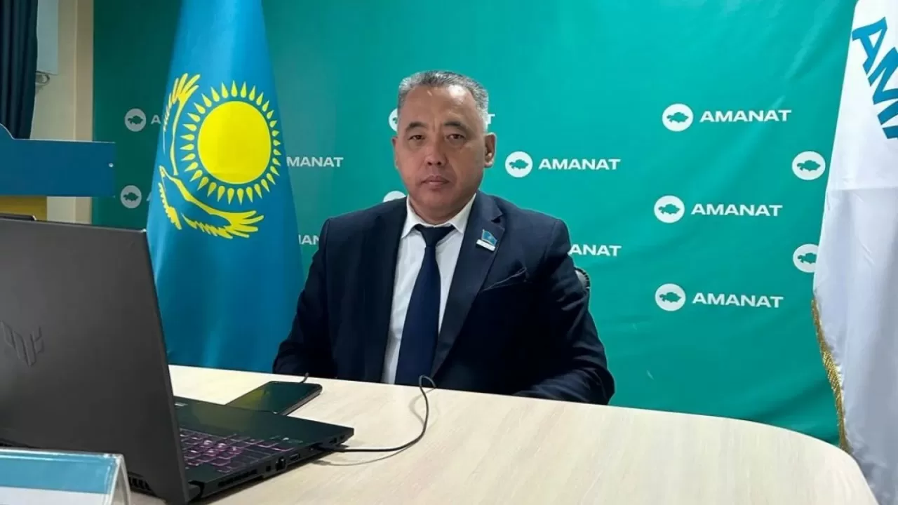 Алматы облысының депутаты Нұрлан Байғазиев Таразда соққыға жығылды