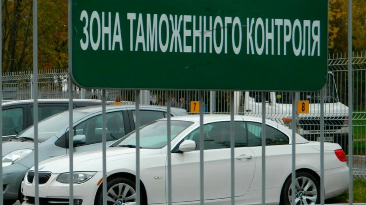 Внеплановые выездные таможенные проверки: новые правила и процедуры  