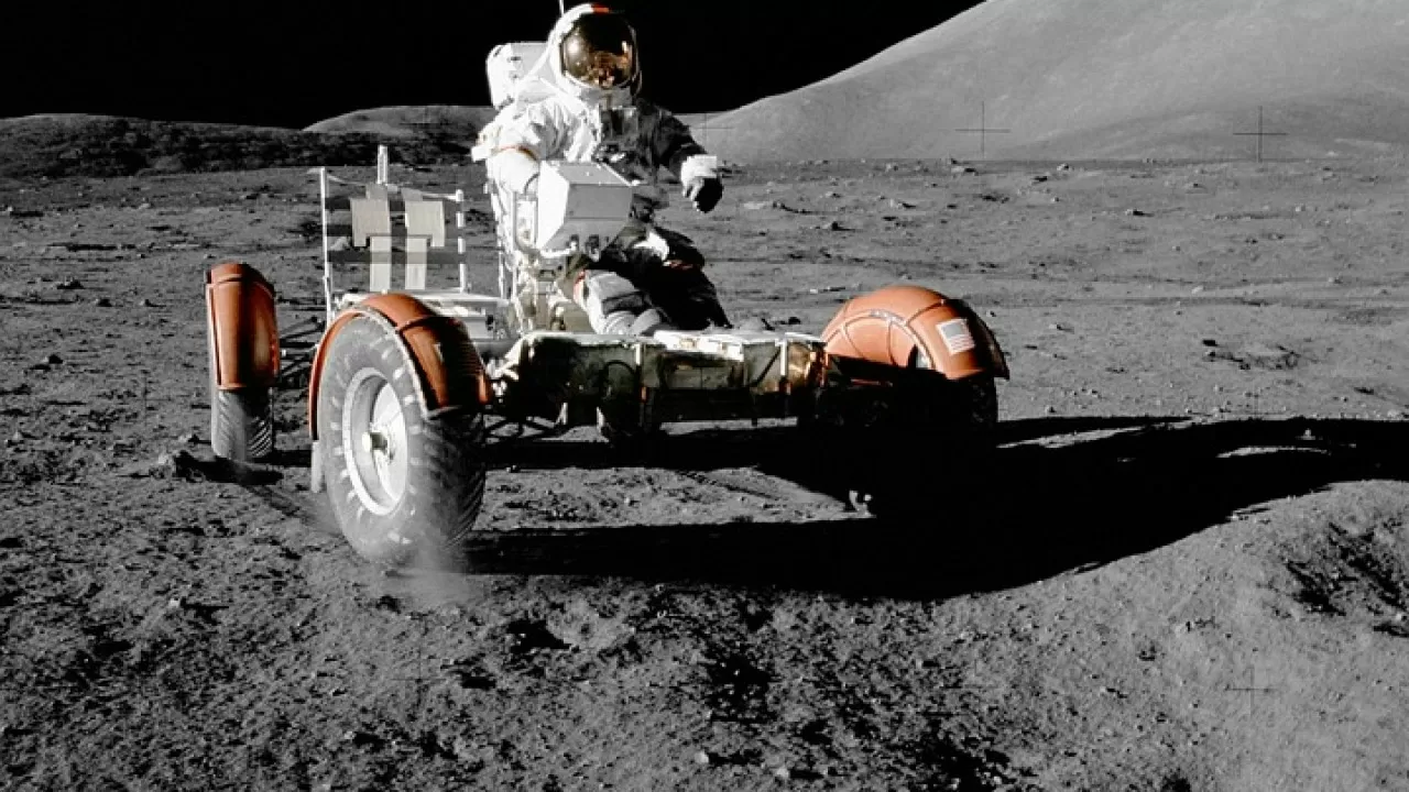 Россия планирует провести семь лунных миссий до 2030 года 