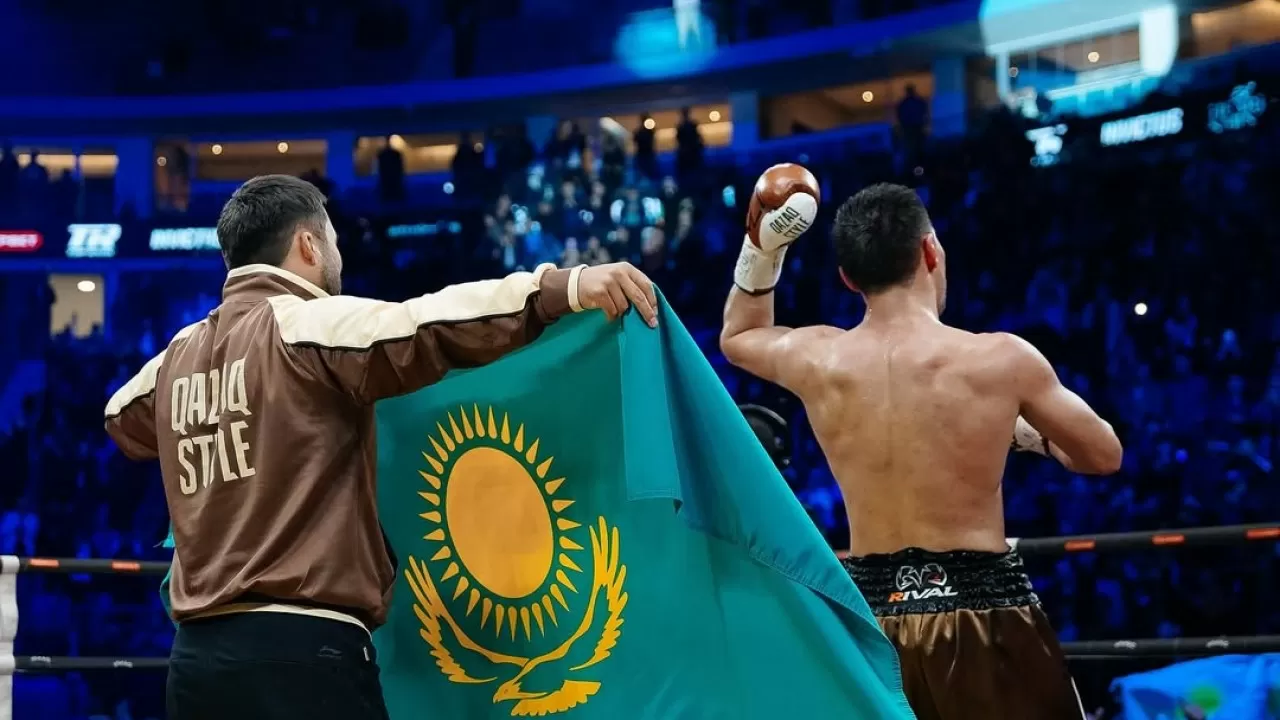 Жәнібек Әлімханұлы әлемнің үздік 20 боксшысының қатарына қосылды