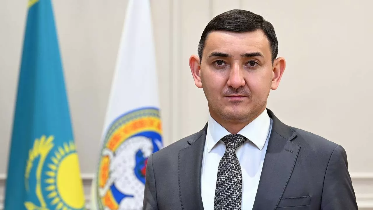 Советником акима Алматы по работе со СМИ стал "телевизионщик"