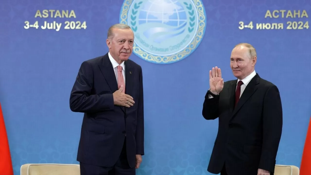 Владимир Путин мен Режеп Тайып Ердоған телефон арқылы сөйлесті