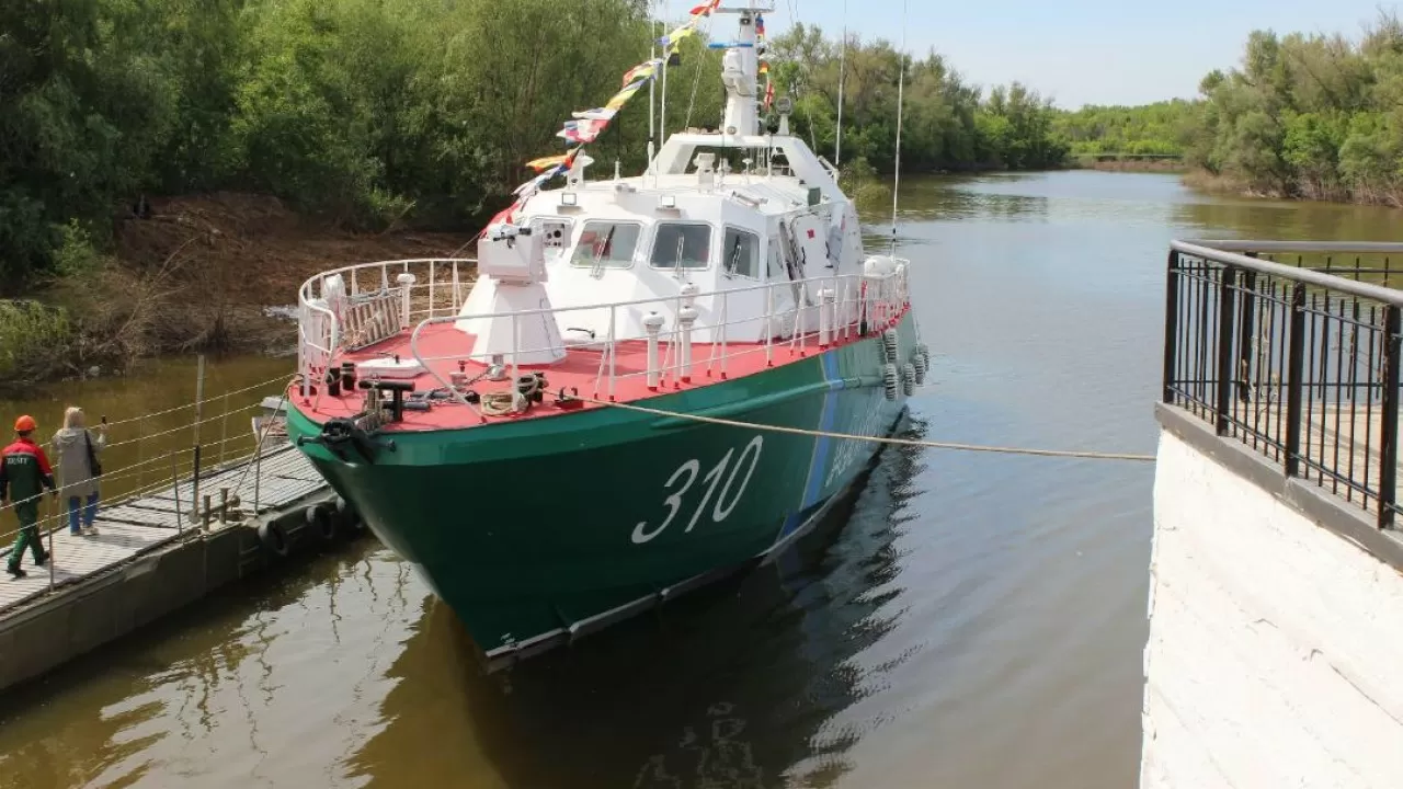 Очередное судно спустил на воду уральский завод "Зенит"