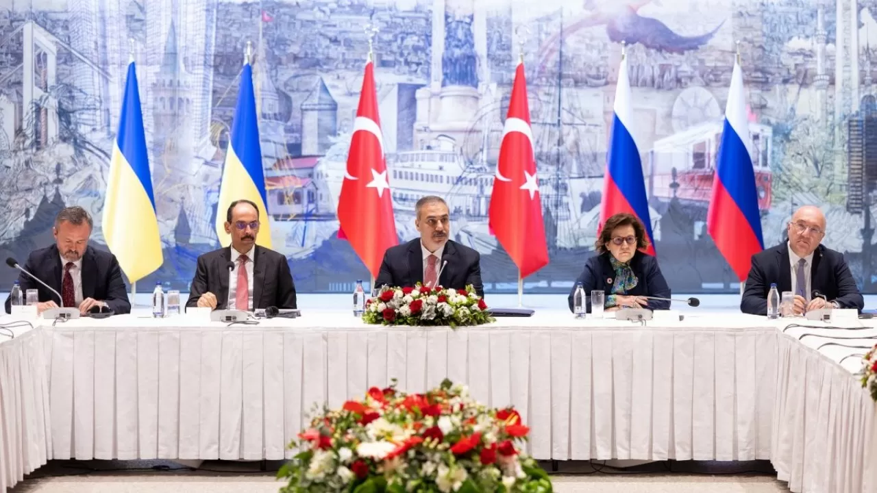 Ыстанбұлда Түркия-АҚШ-Украина арасындағы үшжақты кездесу өтті