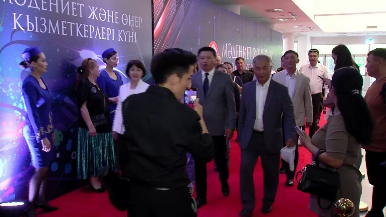 Мәдениет пен өнер майталмандары марапатталды 
