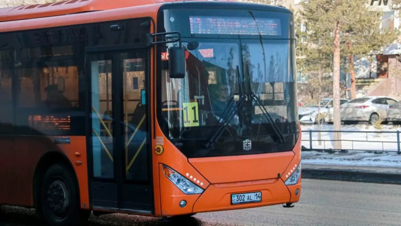 Павлодарда автобус жүргізушісі велосипедшіні қағып кетті