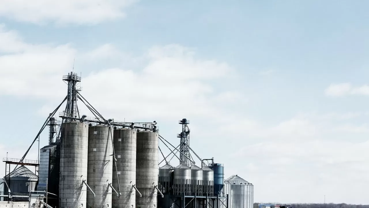 Новые правила разрабатывают для компаний нефтегазохимии 
