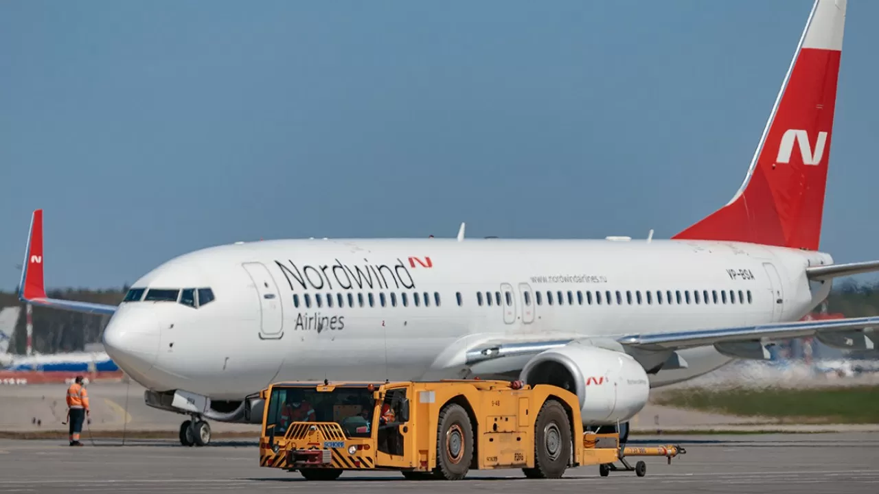 Boeing-777 ұшағының жолаушысы қайтыс болып, шұғыл Ақтөбеге қонды