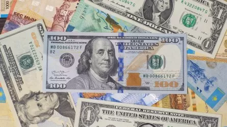 Курс доллара вновь поднялся выше 510 тенге