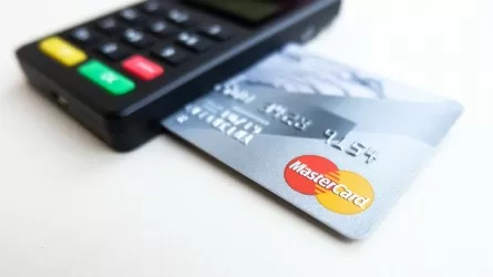 Безналичные платежи значительно выросли в Казахстане 