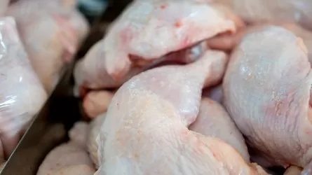 Казахстан и Китай договорились о торговле мясом птицы