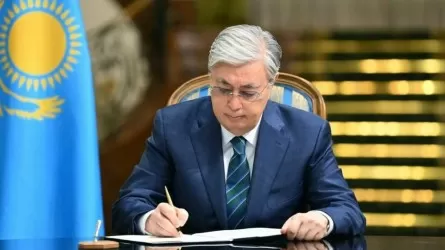 Токаев наградил Куаныша Султанова