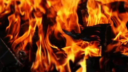 Жителя Темиртау спасли из горящей квартиры