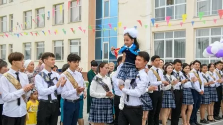 Елімізде 217 мың түлек мектеппен қоштасады