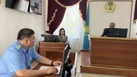 «Мұғалім болды»: Ақтөбеде әйел тапа тал түсте 2 баласын тұншықтырып өлтірген