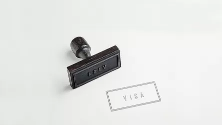 За что некоторых казахстанских студентов в США лишают визы  