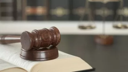 Оралда аурухананың бас есепшісі 35 млн теңге жымқырған