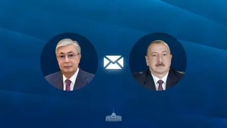 Токаев поздравил Алиева 