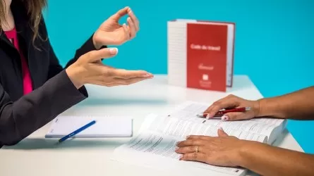 Иностранцам ограничат доступ к управлению в Казахстане 