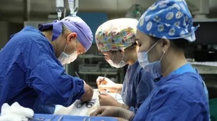 Столичные медики удалили гигантскую опухоль головного мозга трехмесячной девочке