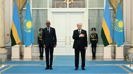 В Акорде состоялась торжественная встреча президента Руанды 