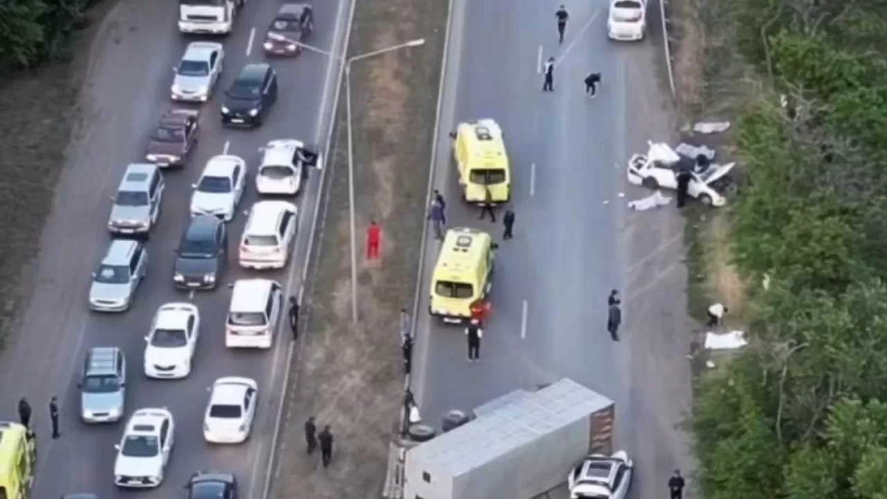 Алматы облысында Камаздың тіркемесі ажырап, 4 адамды қаза қылды
