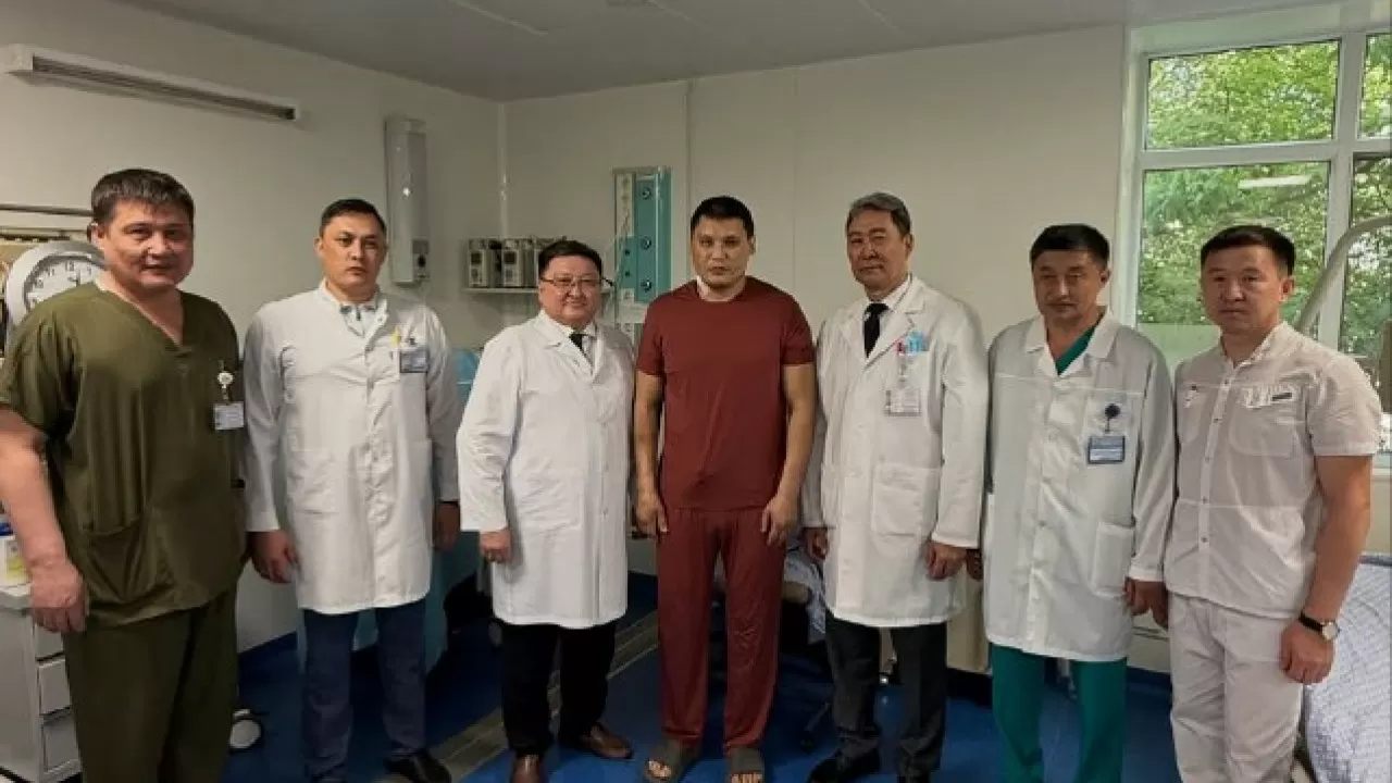 Оқ тиіп, аман қалған Руслан Берденов қазақстандықтарға алғыс айтты 