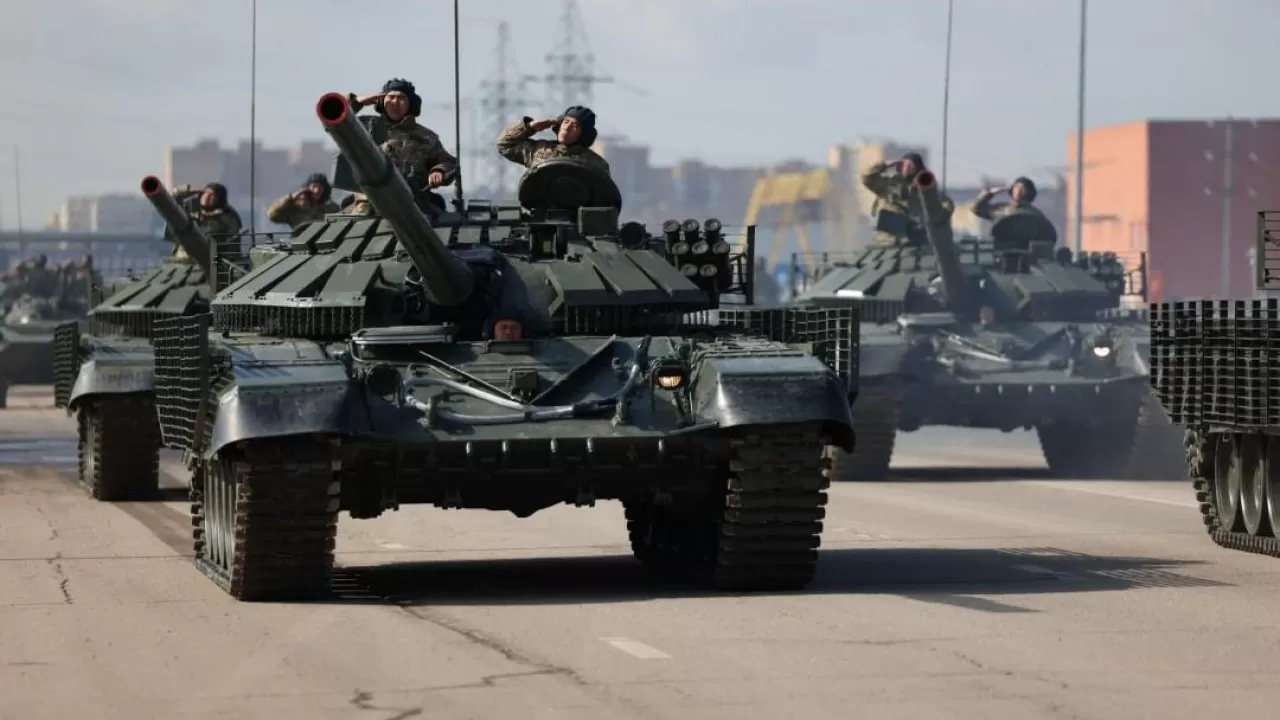 Военная техника на дорогах Казахстана: минобороны сделало сообщение