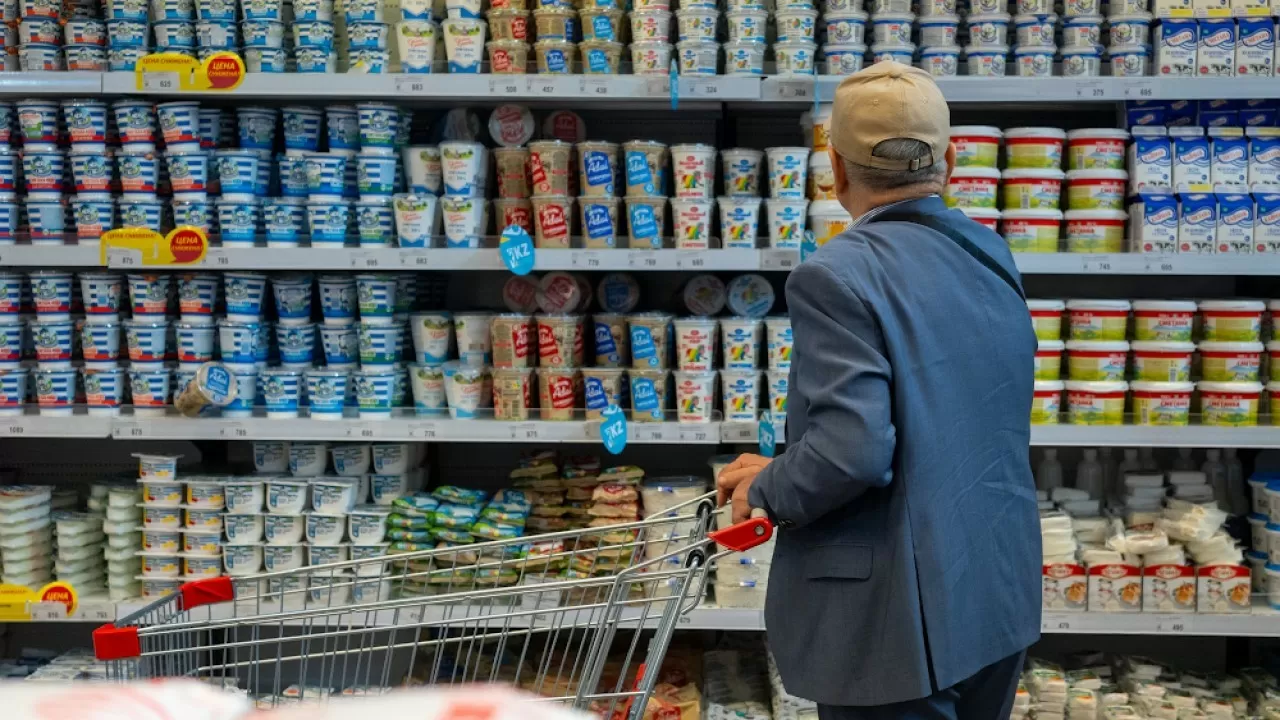 Казахстанцам не хватает сыра и творога?  