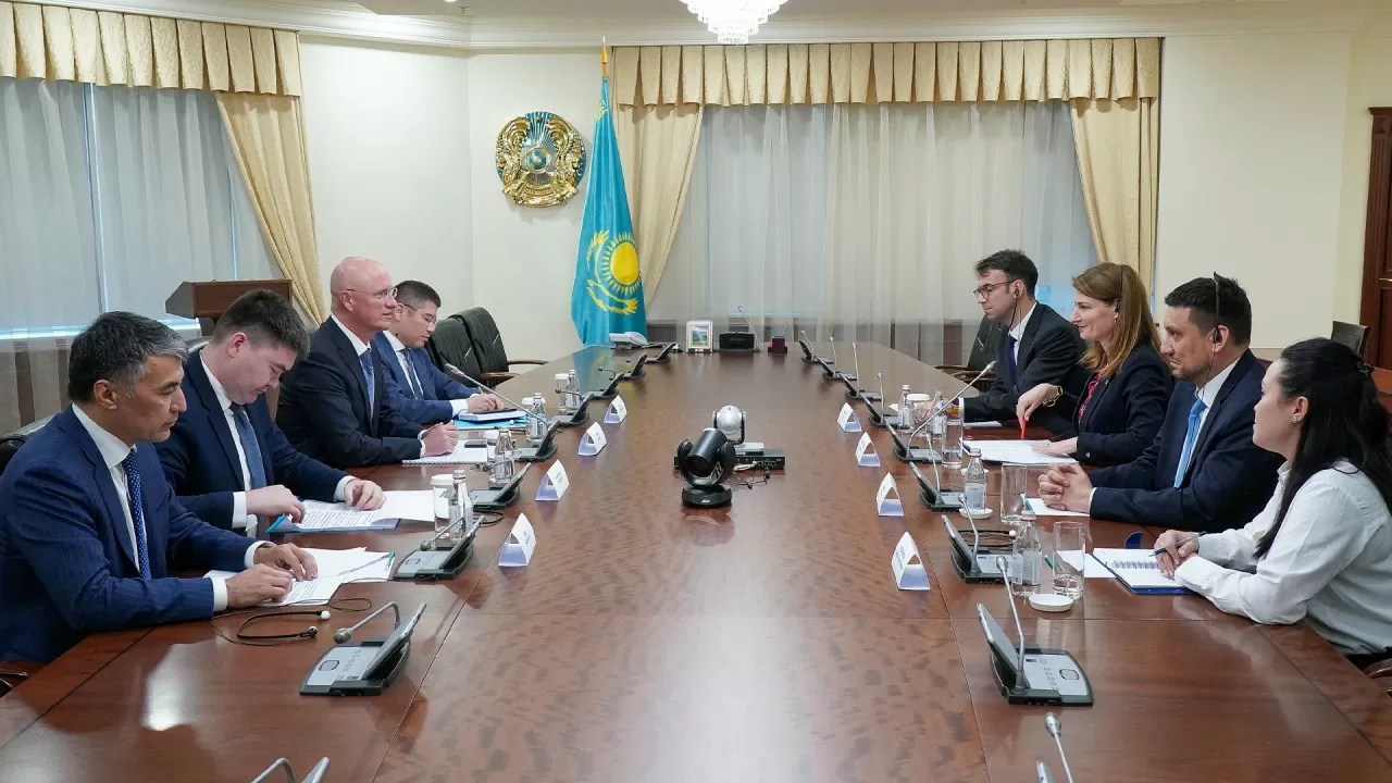 Роман Скляр "Шелл" компаниясының басшылығымен келіссөз өткізді