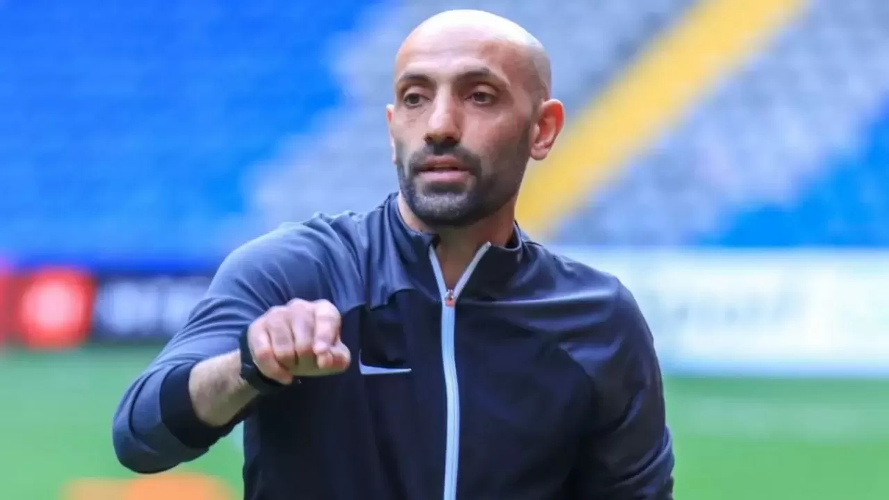 Әли Әлиев: Әр футболшы ел намысы үшін барын салады