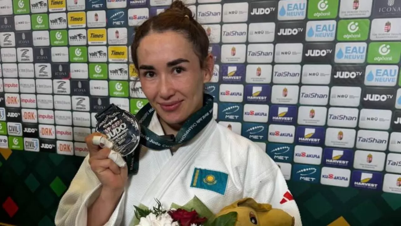 Әбиба Әбужақынова дзюдодан әлем чемпионатының күміс жүлдегері атанды 