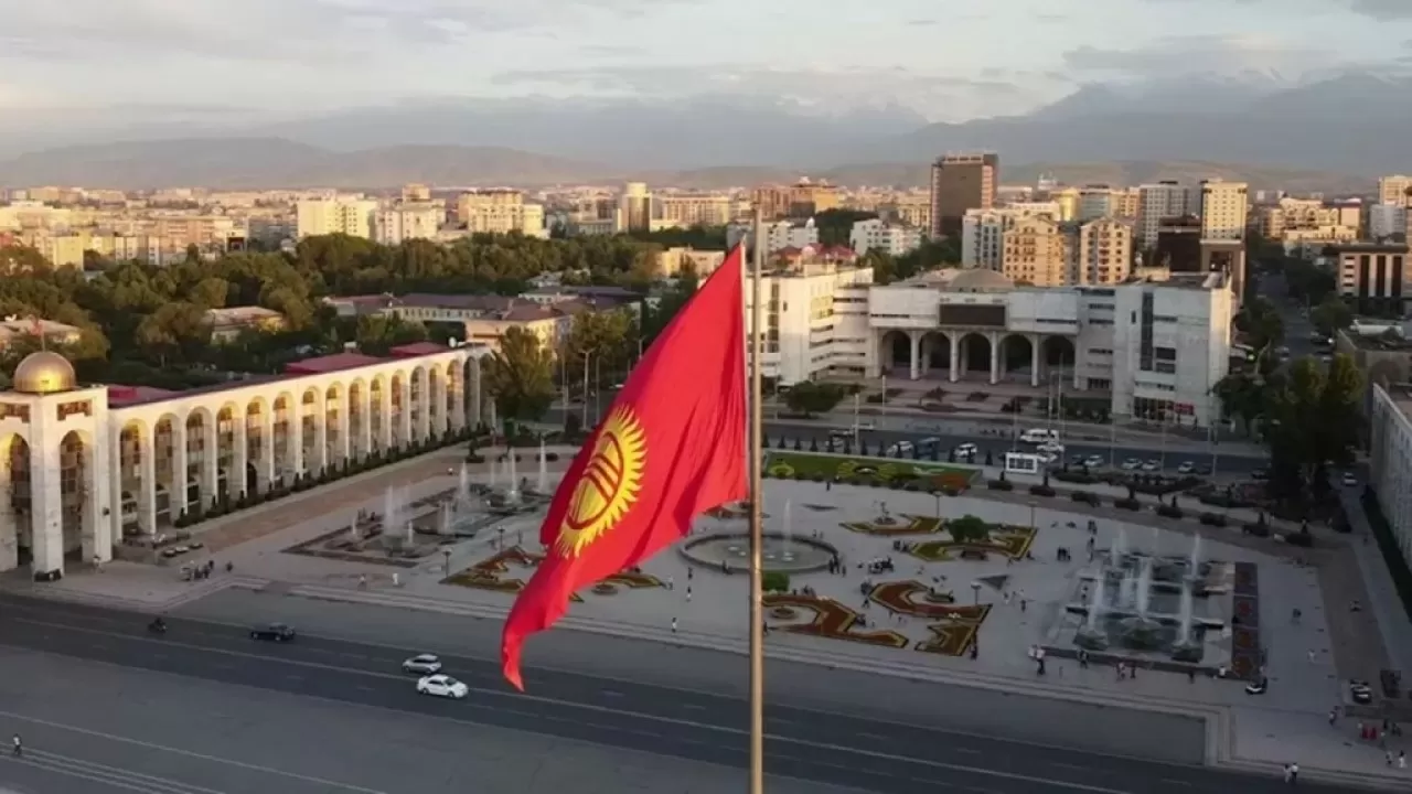 Министров и судей обязали знать госязык: новый закон одобрили соседи