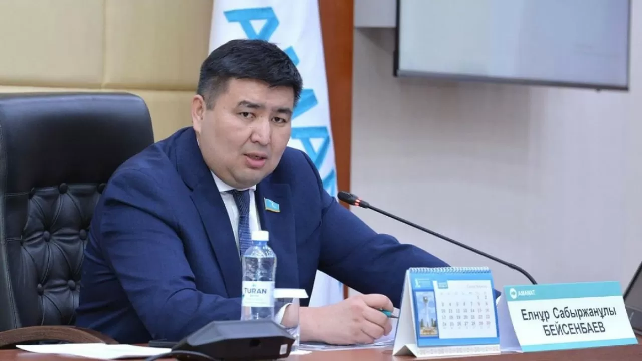 Депутат Елнұр Бейсенбаев: 85 мың теңге жалақы алатындардың дені ауылда тұрады