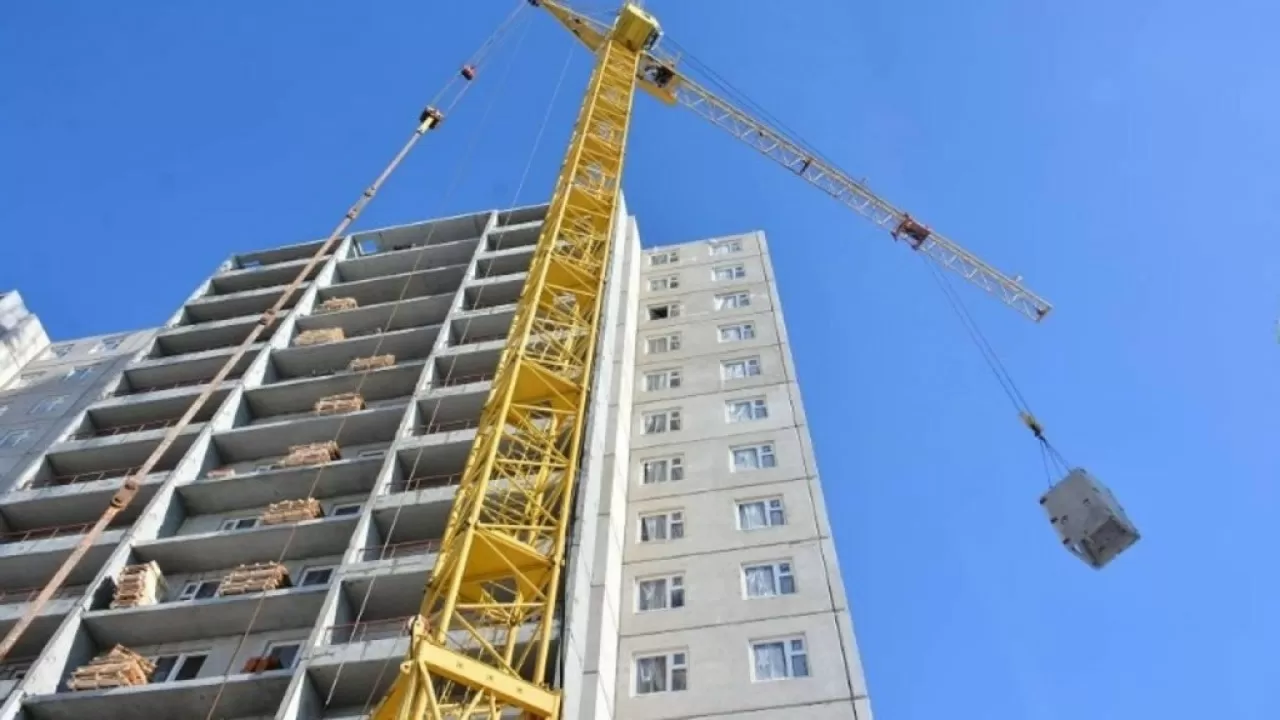 В Казахстане предложили ввести запрет на строительство нового жилья 