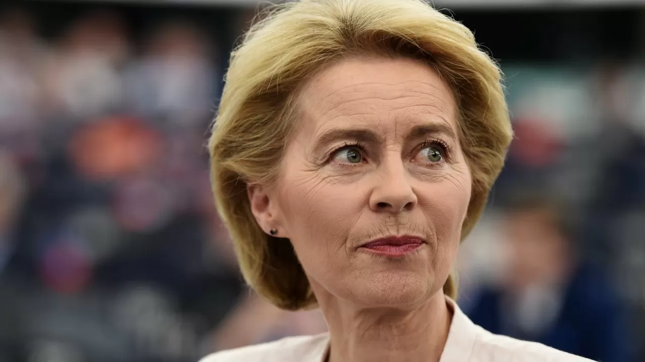 Урсула фон дер Ляйен призвала власти Венгрии позволить провести гей-прайд