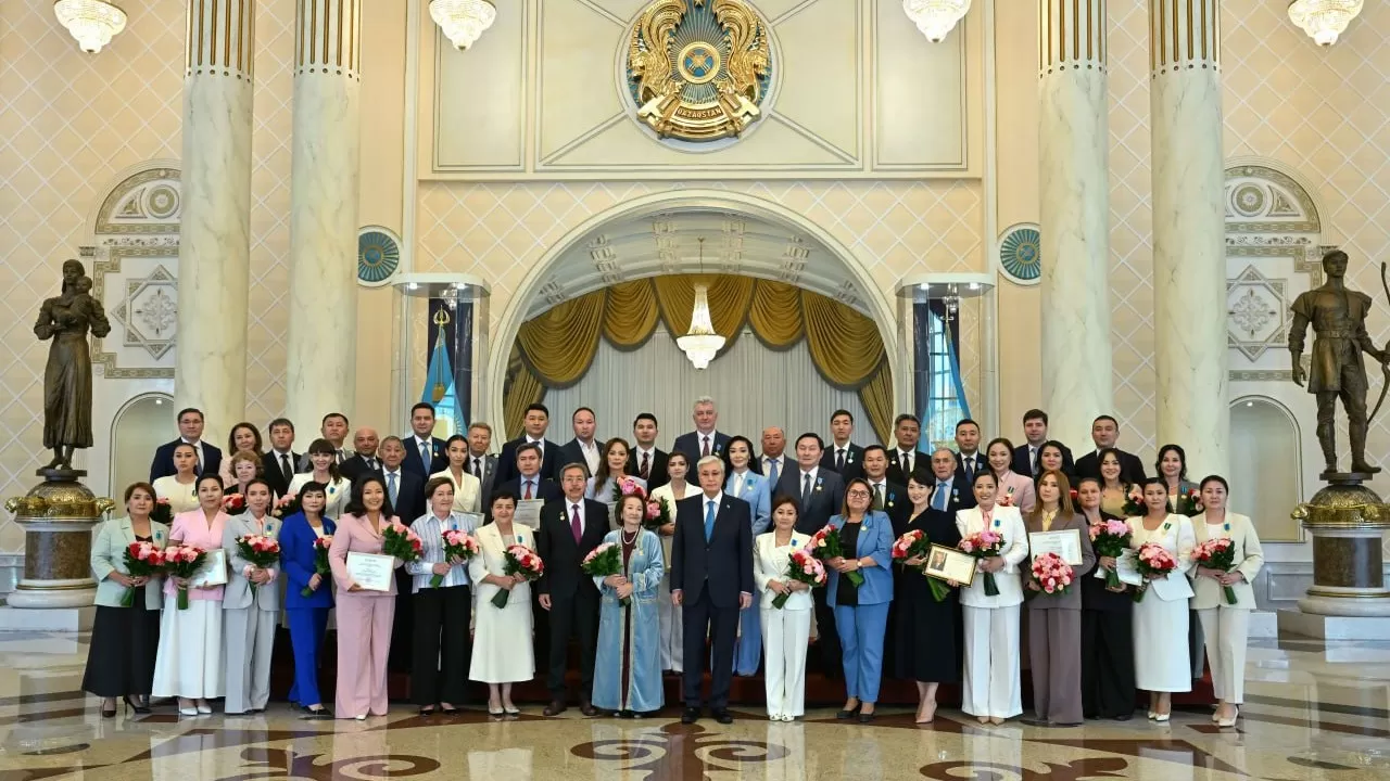 Президент: Мен журналистеріміздің әр мәліметті ұлт мүддесі тұрғысынан саралай аларына сенемін