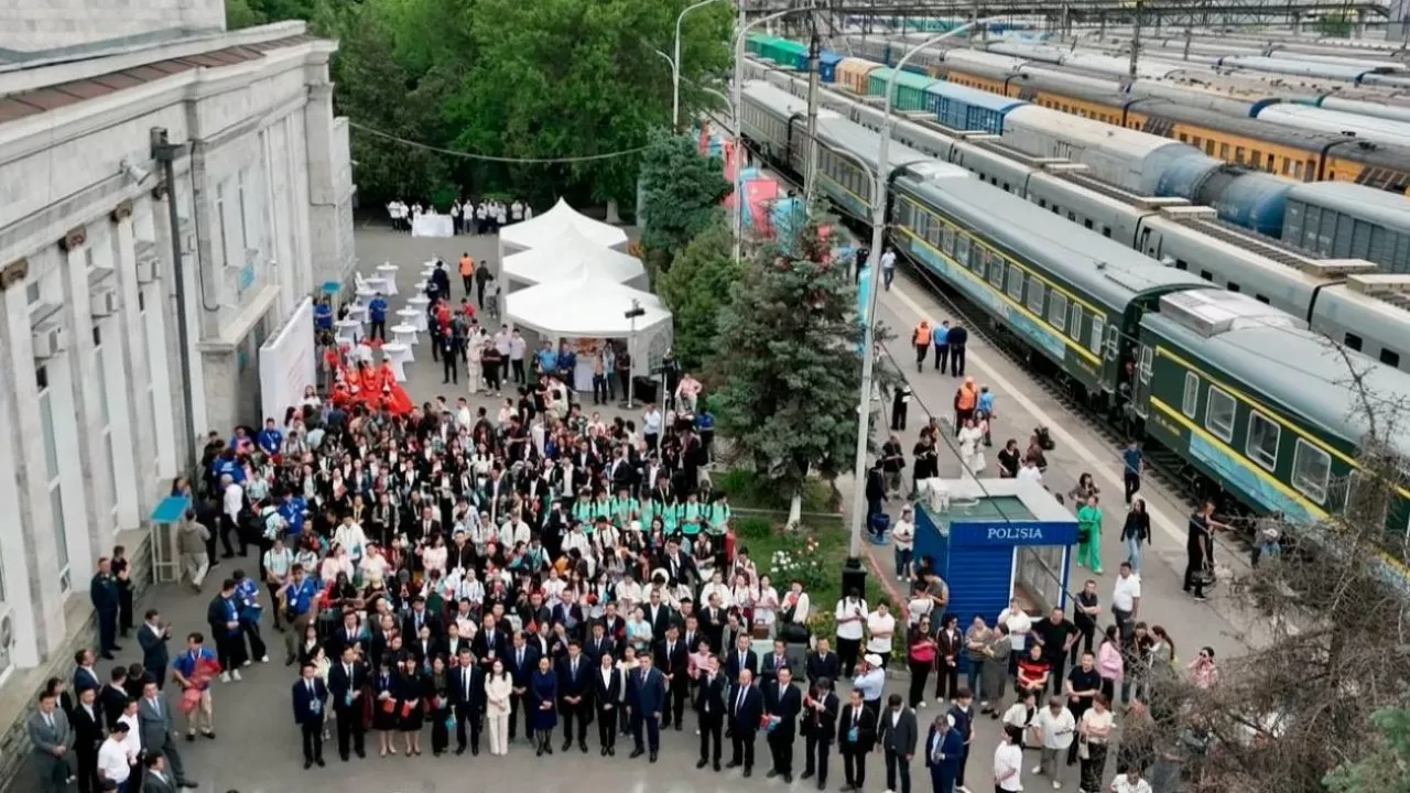 Казахстан и Китай открыли культурную неделю 