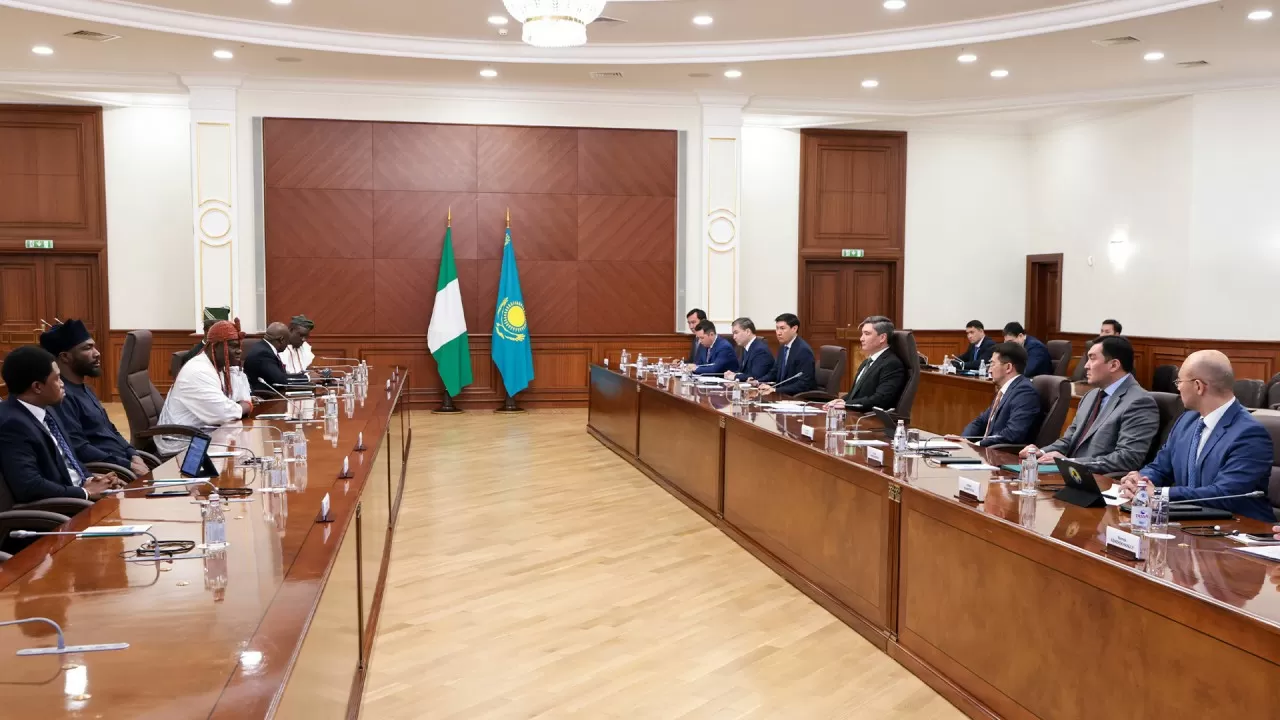 Үкімет басшысы Нигерия Федеративтік Республикасының Ифе Королімен кездесті