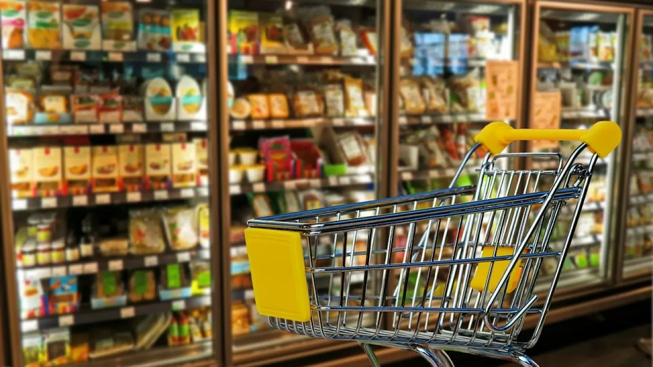 Как Казахстан контролирует цены на продукты в межсезонье  