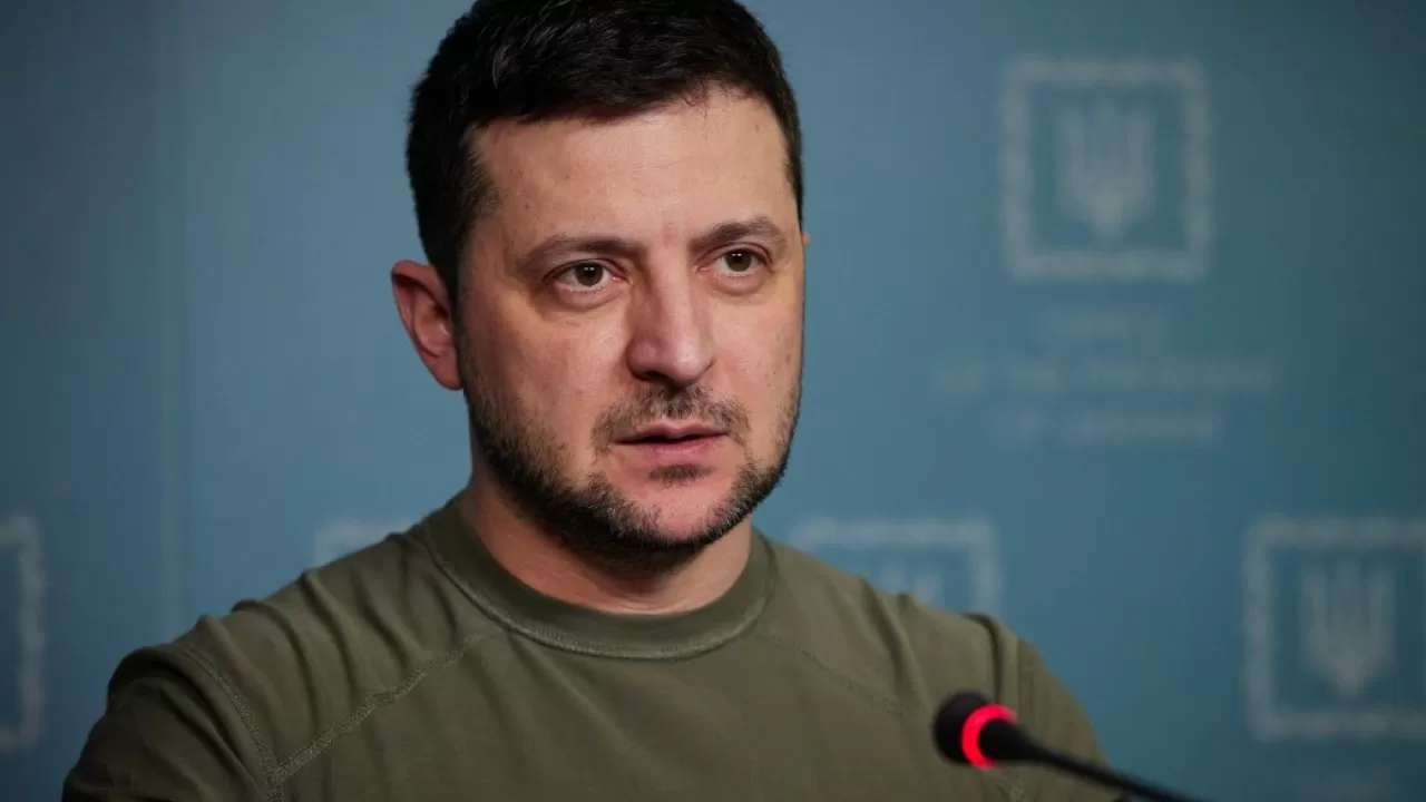 Зеленский пояснил полномочия украинской делегации на переговорах с РФ 