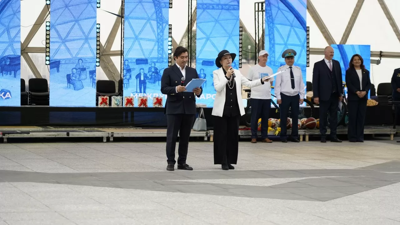 В Астане прошла масштабная акция ко Дню борьбы с наркоманией