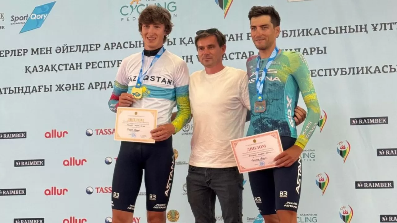 Федоров впервые выиграл разделку ЧРК по велоспорту на шоссе