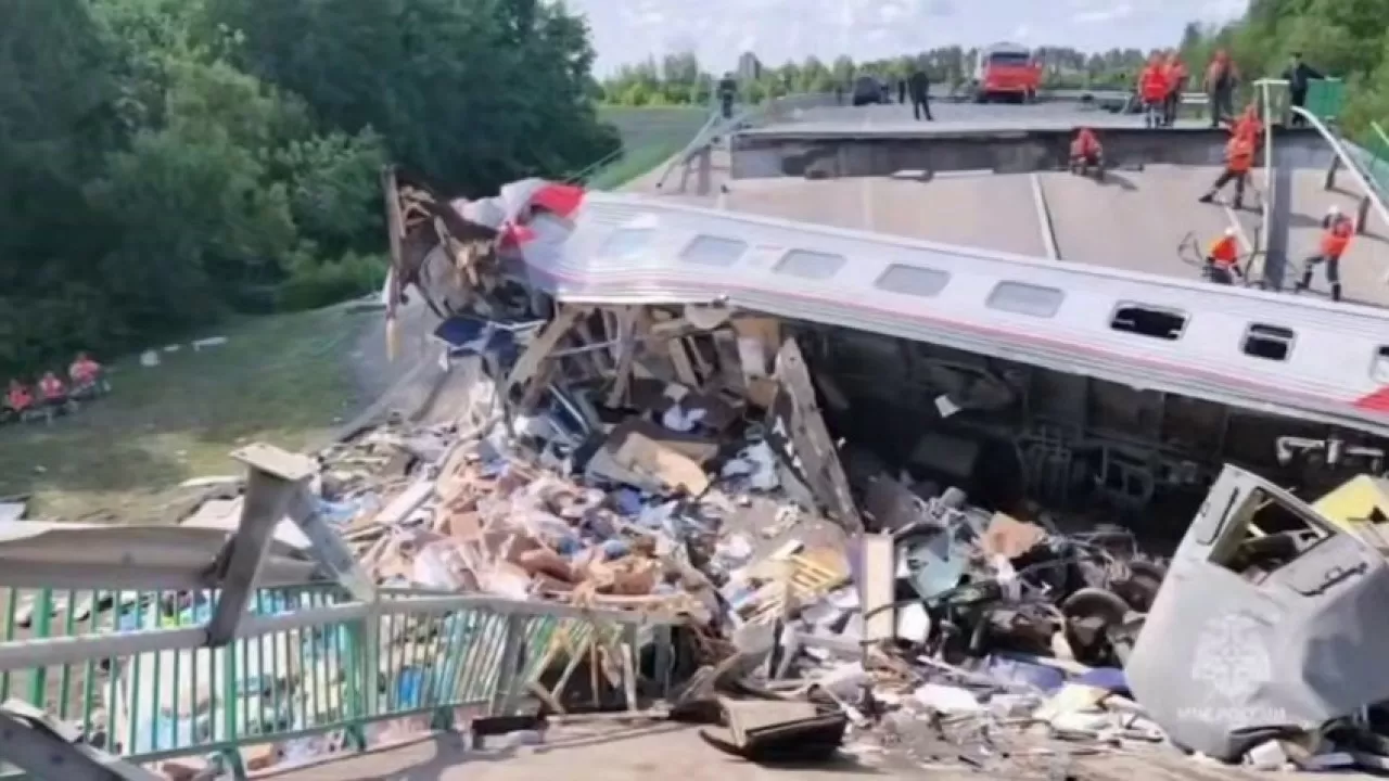Терактом признано обрушение мостов в Брянской и Курской областях России